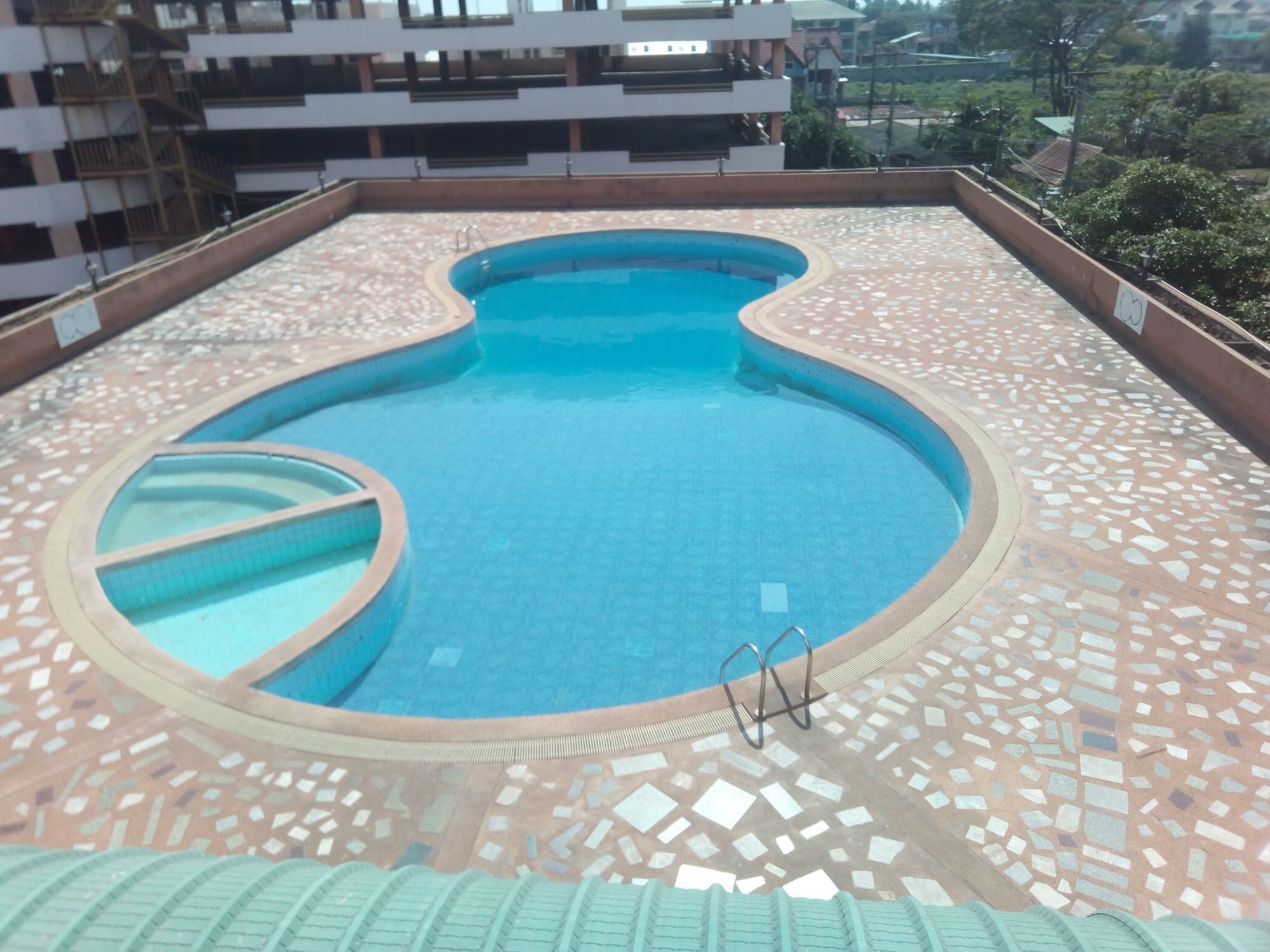 Grandpoint Hotel Phitsanulok Exterior photo